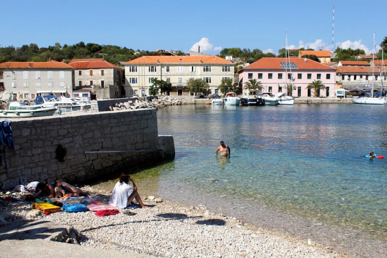Apartments With A Parking Space Sali, Dugi Otok - 8136 Exteriér fotografie