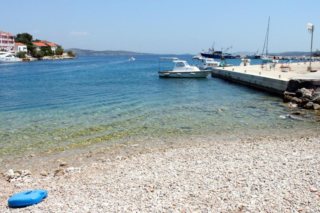 Apartments With A Parking Space Sali, Dugi Otok - 8136 Exteriér fotografie