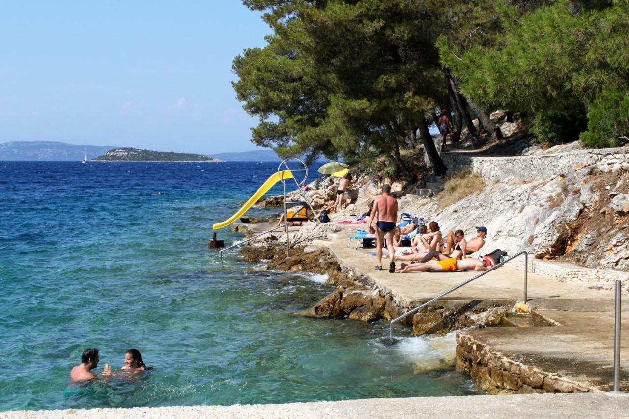 Apartments With A Parking Space Sali, Dugi Otok - 8136 Exteriér fotografie